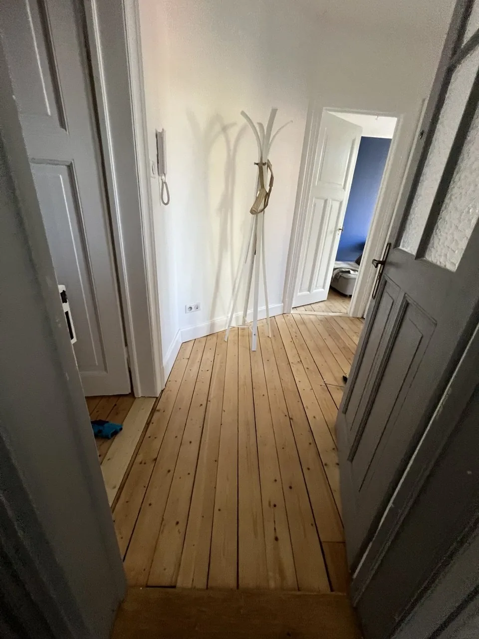 Parquet posé et rénové par un parqueteur professionnel (réalisation LPR)